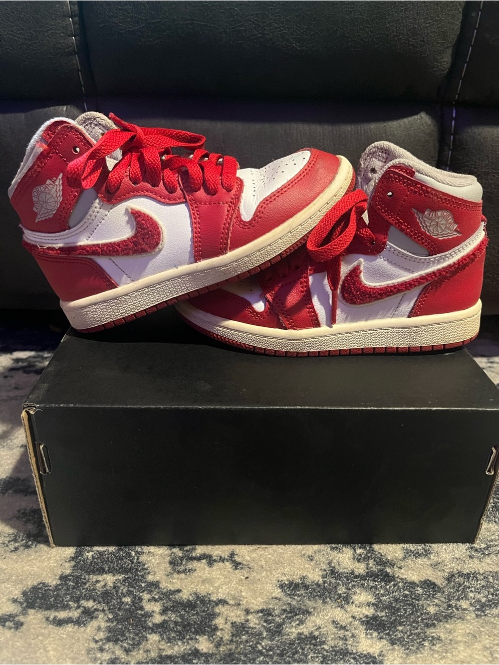 Nike Air Jordan 1 Retro High OG "Chenille / Newstalgia" Toddler Size 11C